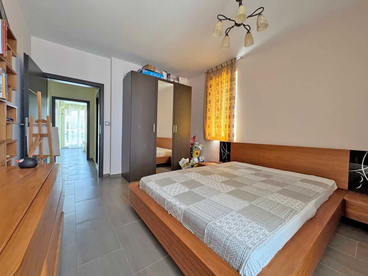 Продава се Тристаен апартамент в Несебър - 114 кв.м за 1036 €/кв.м - Снимка #9