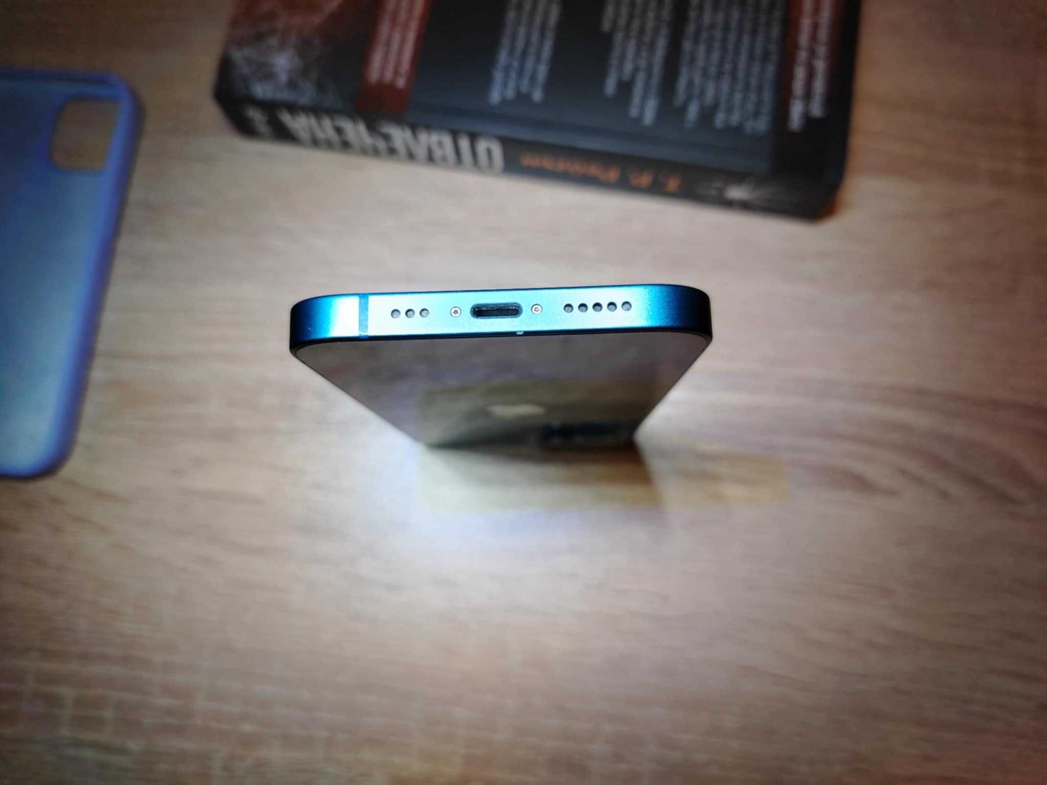 Продавам Iphone 13/128 GB