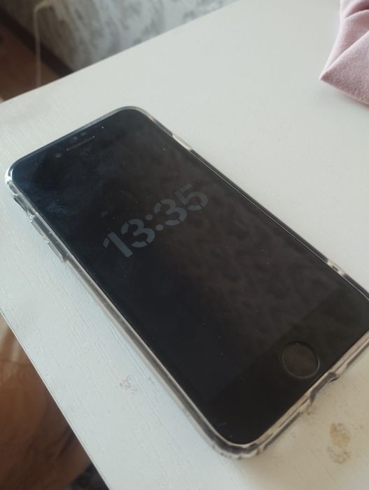 Продам Айфон 7 АКБ 100%