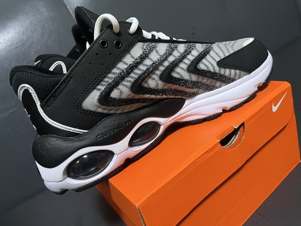Продавам Nike Air Max Tw