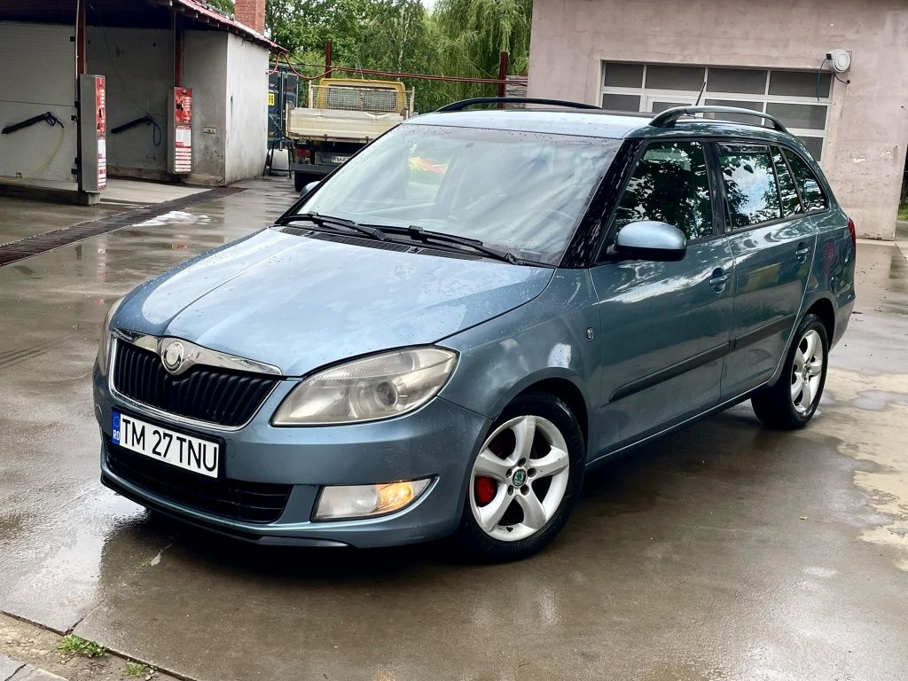 Vând sau schimb skoda fabia