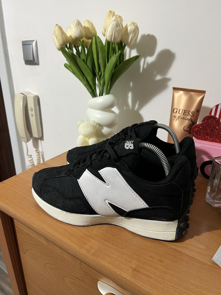 New Balance 327 размер 40