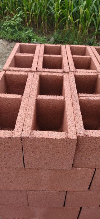 Boltari fundatie și zidarie