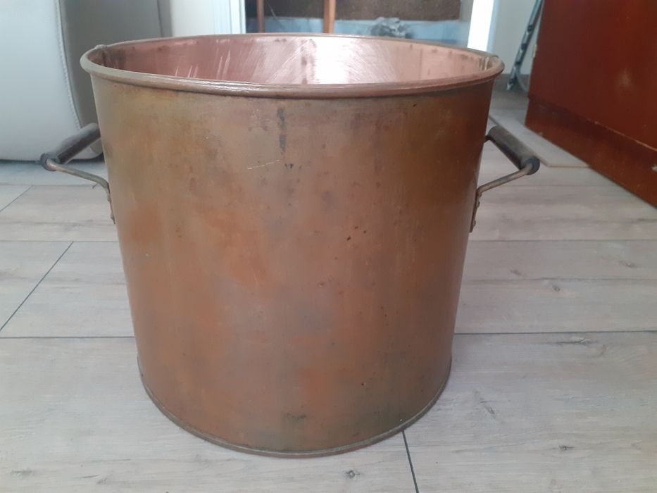 Oale de cupru cu mâner