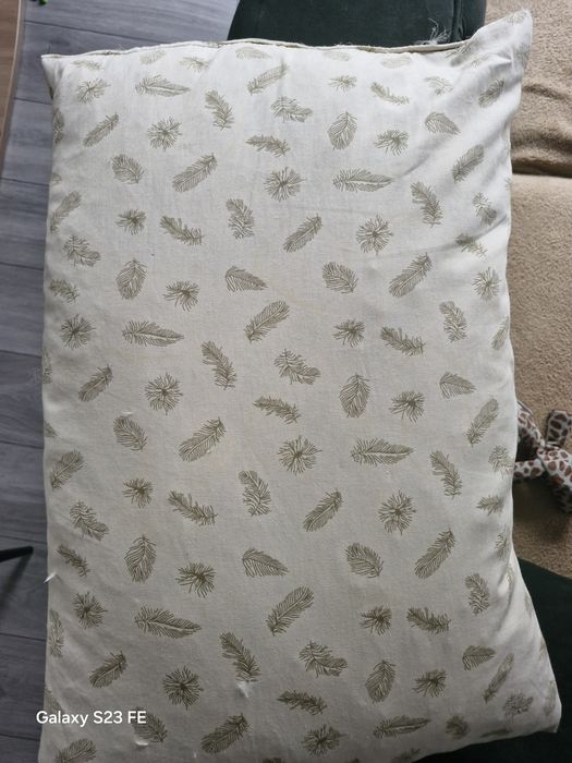 Perna cu puf de gasca