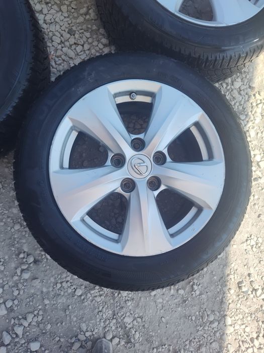 Продавам лети джанти за LEXUS 16" 5/114,3
