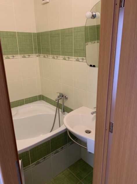 Дава се под наем Двустаен апартамент в Пловдив, Кючук Париж - 64 кв.м за 150 € - Снимка #1