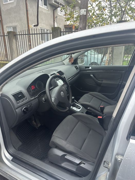 Golf 5 Cutie automata