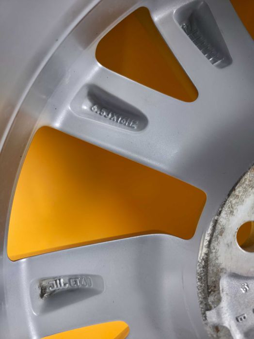 ROTI Jante Anvelope IARNA 215/60/16 Michelin 5x112 OE VW Passat NOI