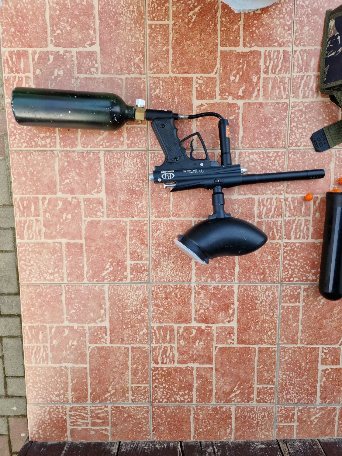 Pistol paintball