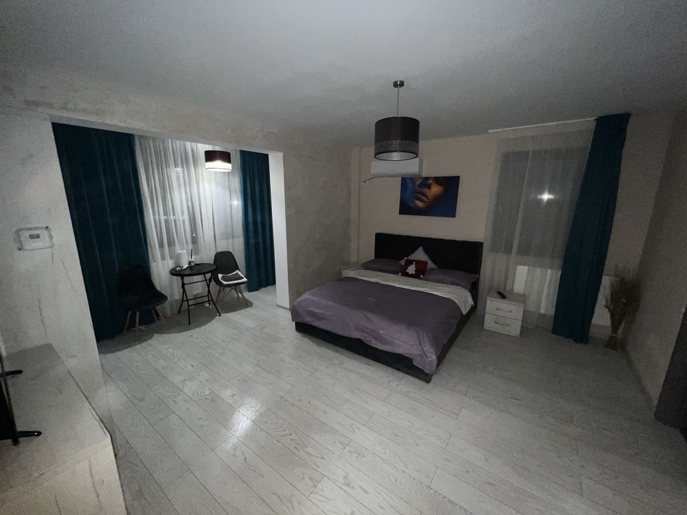 Inchiriez garsoniere Promenada Mall regim hotelier