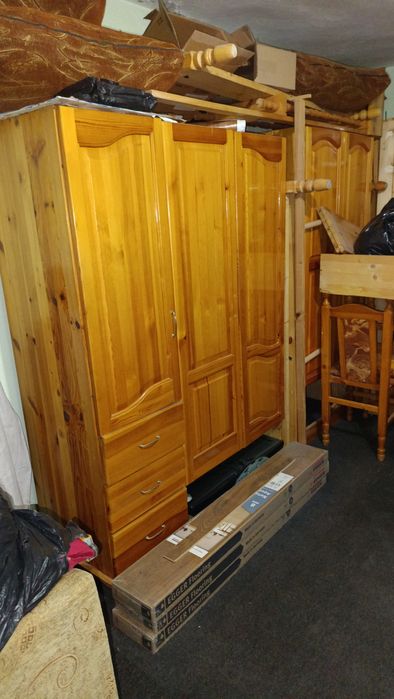 Гардероби от Чам