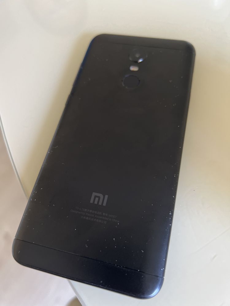 Xiaomi Redmi телефон