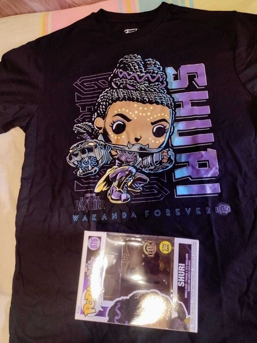 Funko POP Marvel Black Panther - фигура и тениска-лимитирана серия