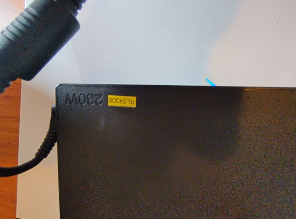 Lenovo y7000 с проблем!