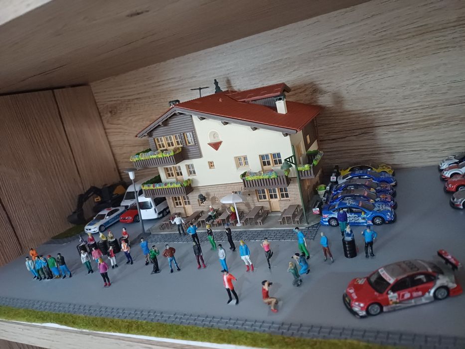 Figurine machete 1.87 HO