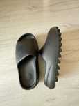 Adidas yeezy slide