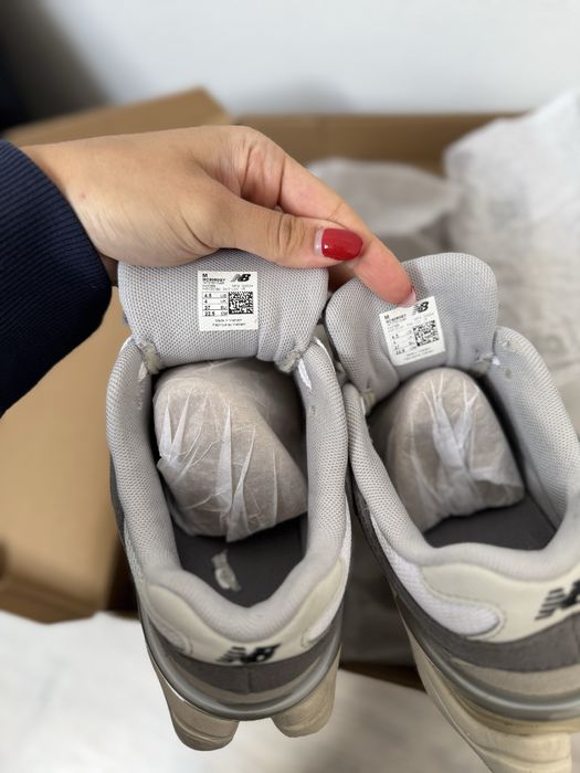 Маратонки New Balance 9060 37 номер (22,5 см ) Оригинални !