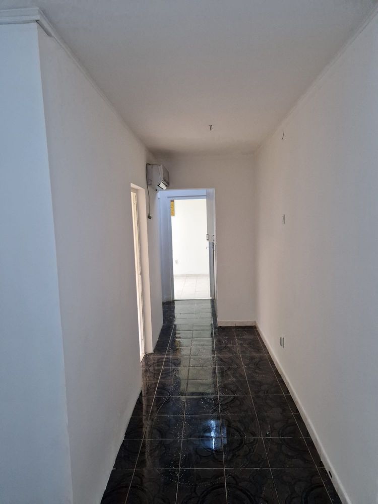 Apartament 2 camere, parter , decomandat, Zona Far-Abator