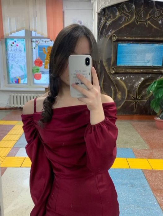 Бодовое вечернее платье