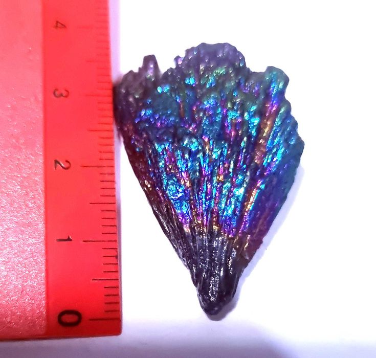 Cristal natural cianit albastru