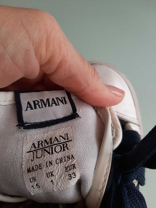 Oригинални детски кецове Armani, номер 33