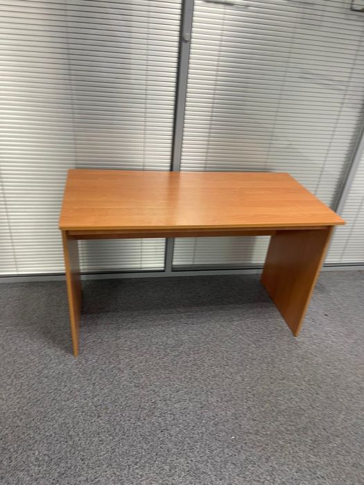 Продам стол, состояние хорошее