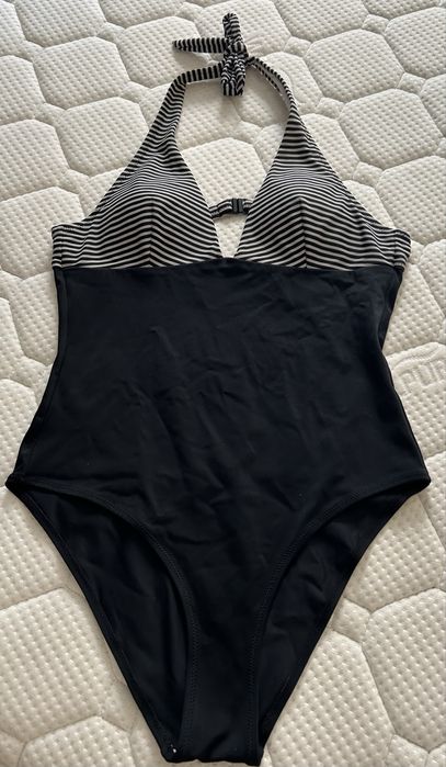 Цял бански без забележки