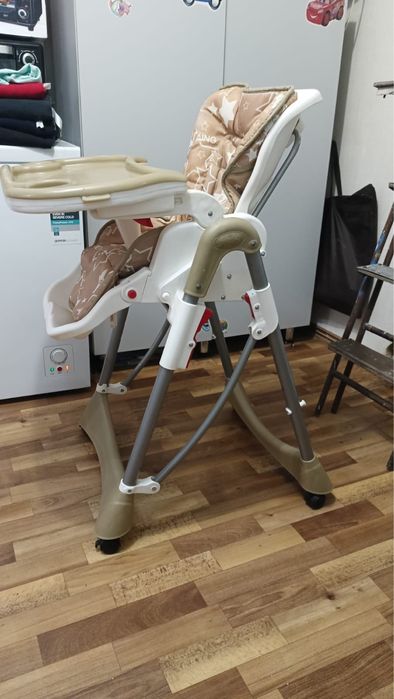 Продам студьчик для кормления за 8 тыс тг. Торг имеется