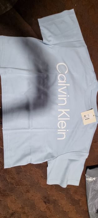 Tricouri calvin klein originale noi