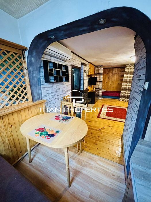 Дава се под наем Двустаен апартамент в Бургас, Възраждане - 67 кв.м за 408 € - Снимка #3