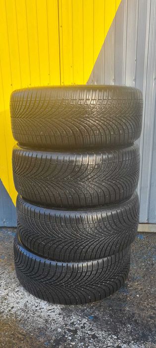 Anvelope all season 225 40 18 Dunlop