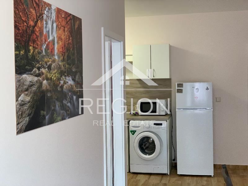 Дава се под наем Четиристаен апартамент в Варна, Левски - 118 кв.м за 765 € - Снимка #3