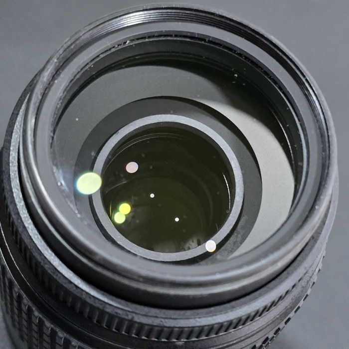 Обектив Nikon AF-S DX Nikkor 55-300mm f/4.5-5.6G ED VR