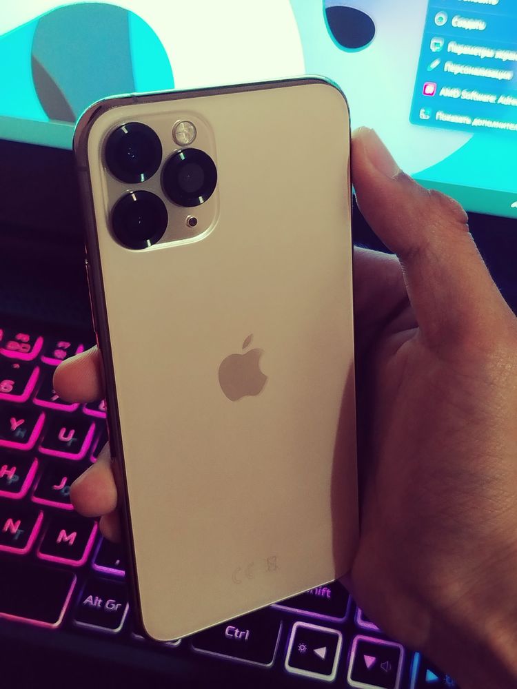 iPhone 11 pro yaxshi tutilgan