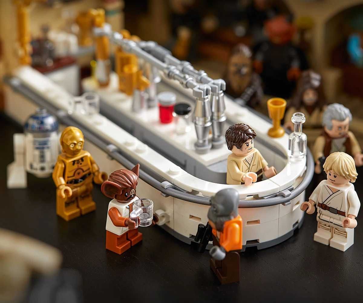 НОВО Lego Star Wars - Mos Eisley Cantinа 75290