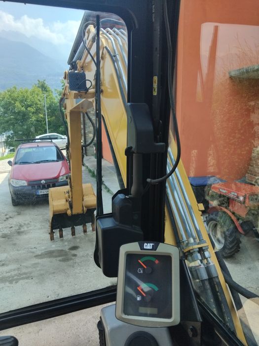 Mini Excavator Caterpilar