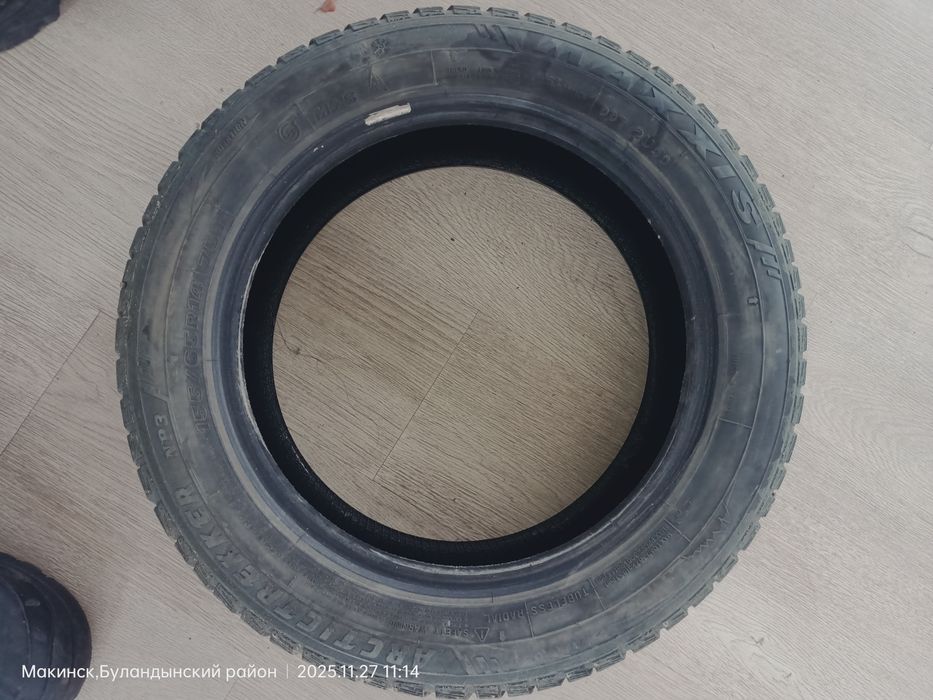 Продам зимнию резину с шипами