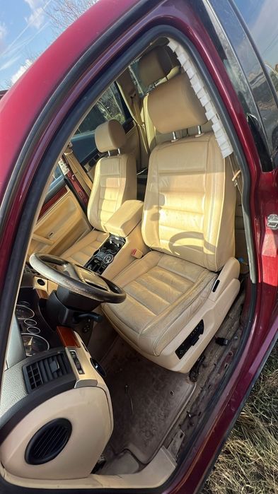 Interior piele cream cu memorii. centuri cu memorie pentru touareg