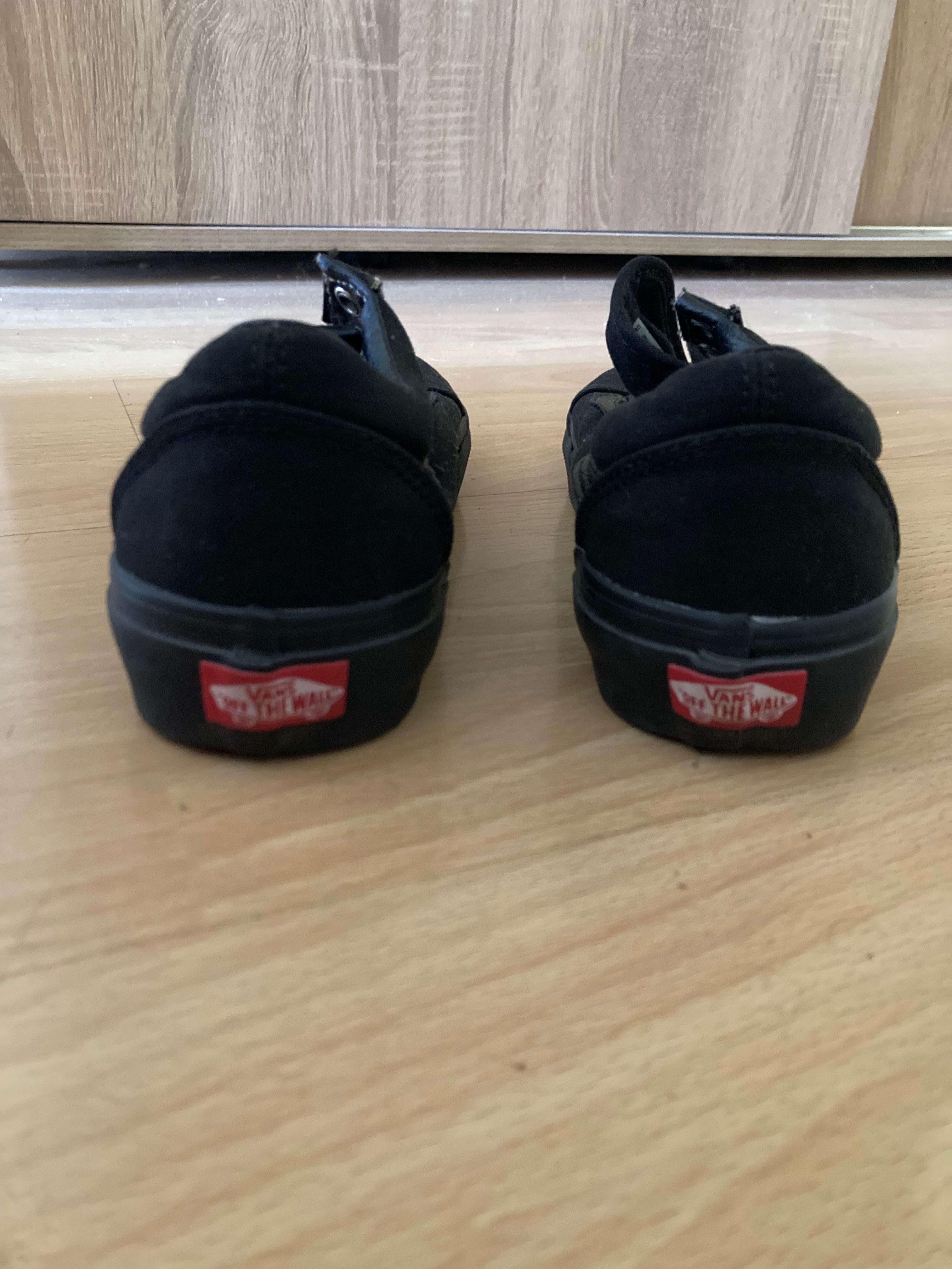 Кецове Vans slip on