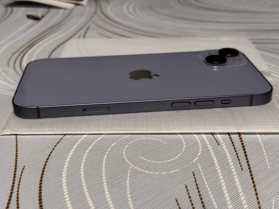 Vand Iphone 14 Plus Albastru Impecabil