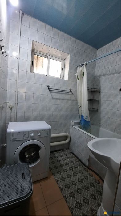 Продаётся 3-комнатная квартира рядом с аэропортом (олтинводий)