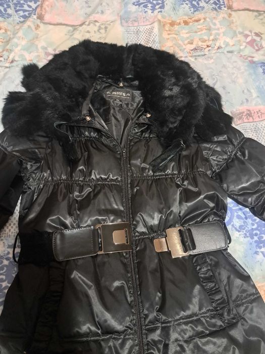 Продавам дамско яке