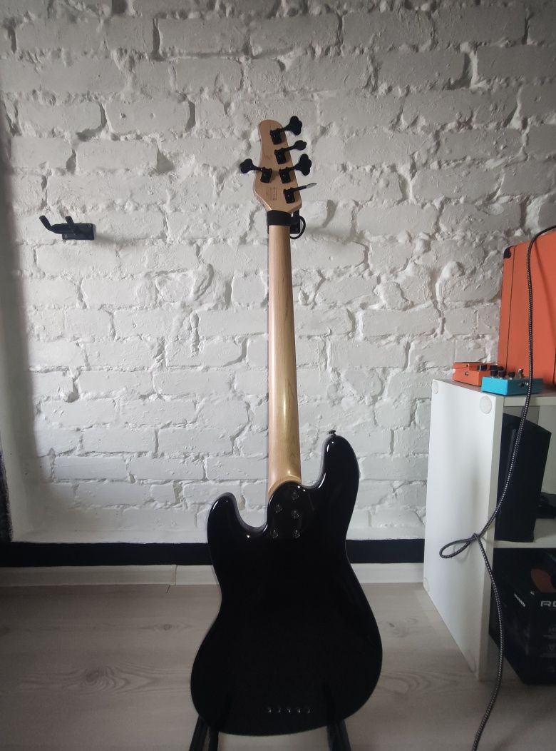 Бас Гитара Schecter J-5 GBLK
Бас-гитара SCHECTER J-5 GBLK