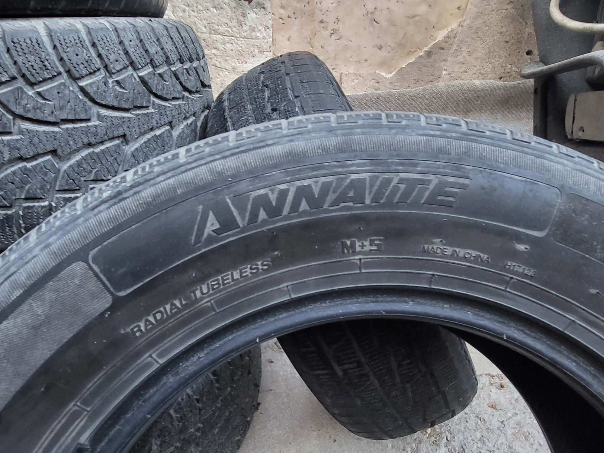 Продам Шины зимние бу
