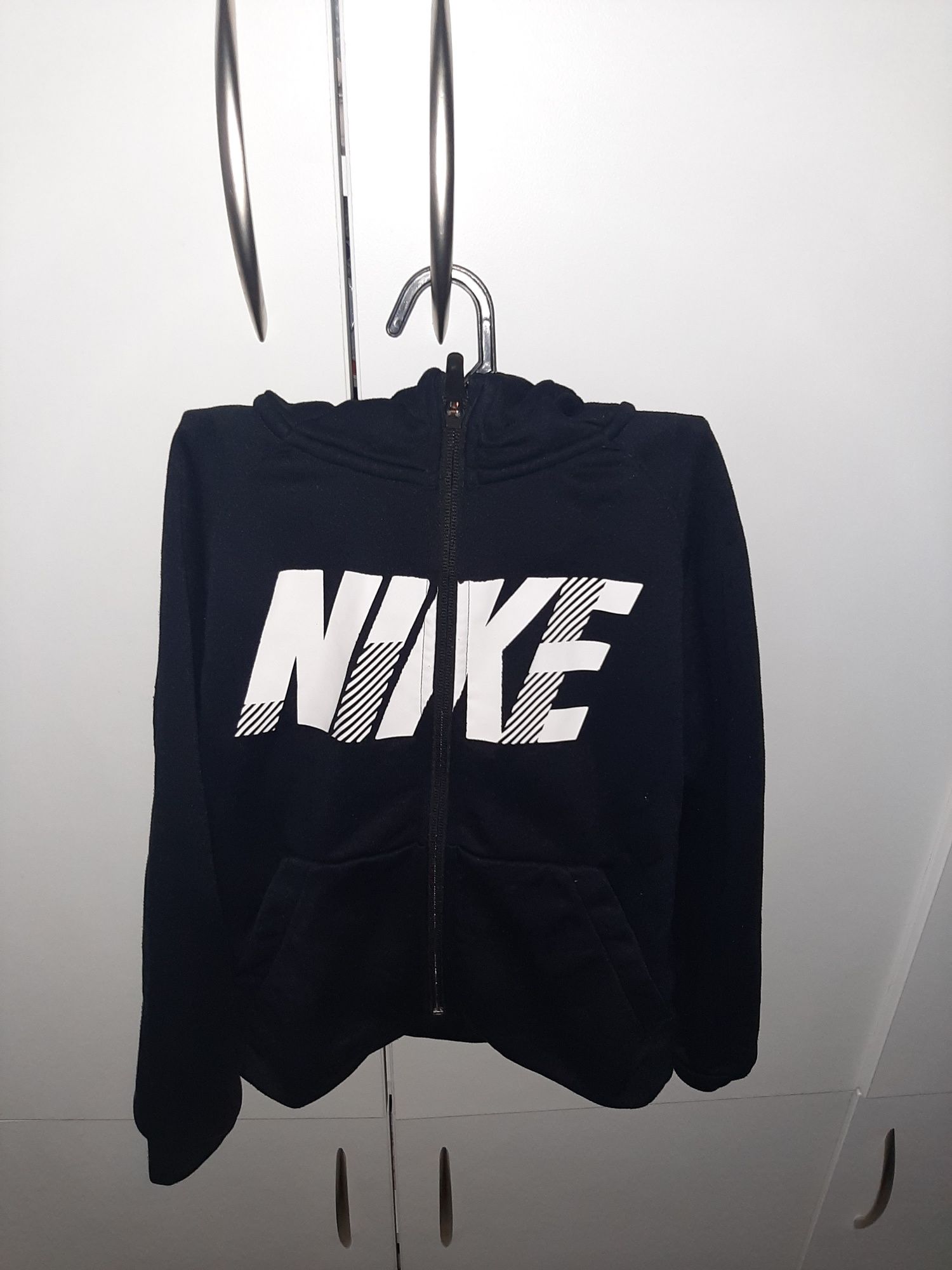 Детски комплект Nike, детски горнища Nike и шушляково долнище Puma