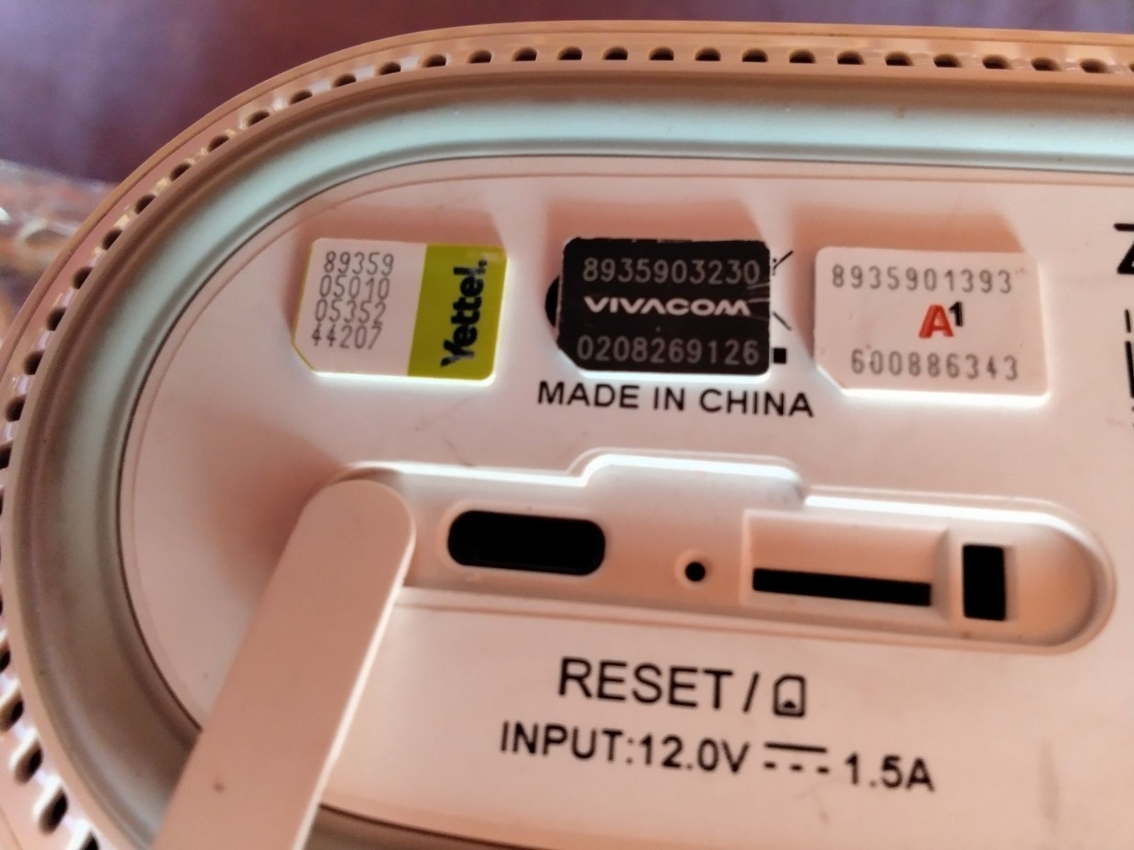 супер последен модел 5G интернет сим карти рутер-фабрично не кодиран