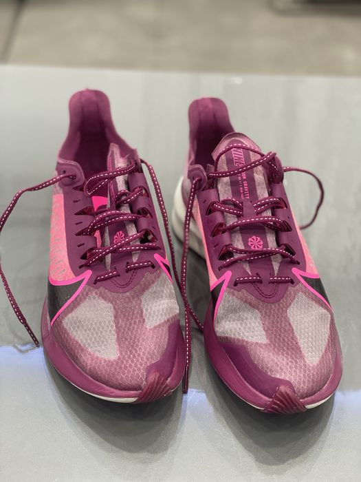Nike Zoom Gravity Purple