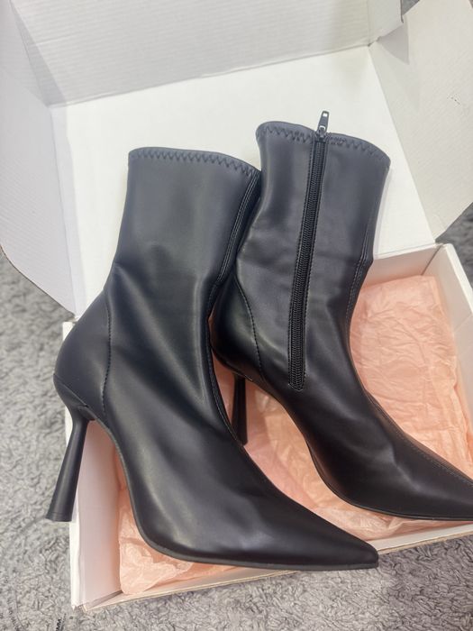 Продам б/у сапоги осение 38р. и туфли 37р
