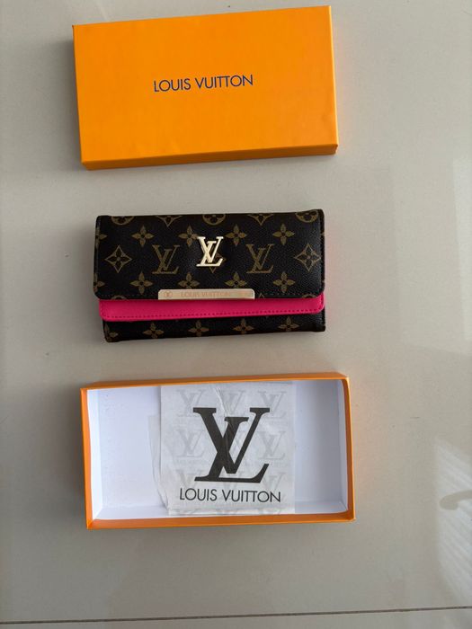 Portofel Miu Miu - Louis Vuitton - Guess